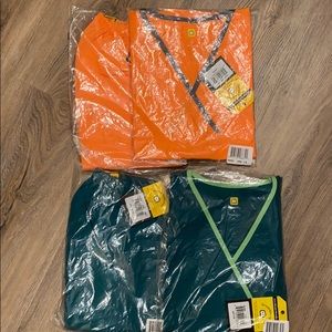 Two pair brand new Wonderwink Scrubs